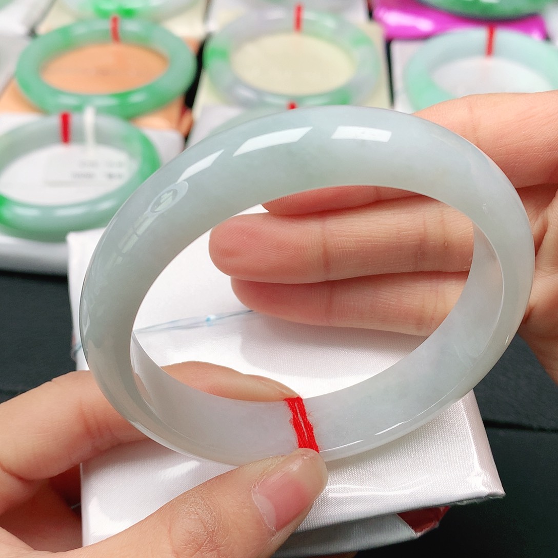 翡翠手镯未镶嵌天然翡翠手镯59