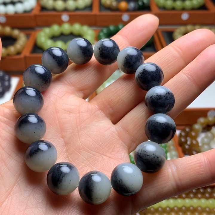 和田玉手串未镶嵌