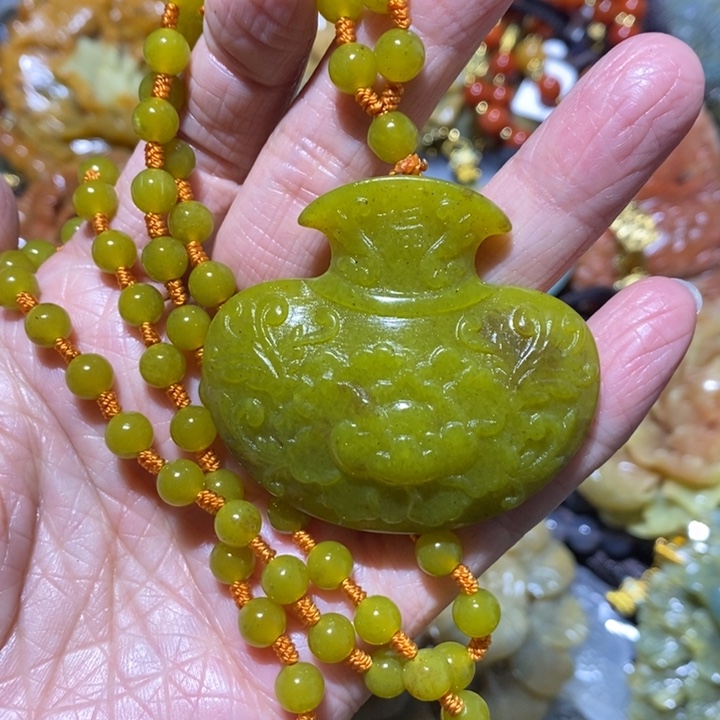 岫玉岫玉吊坠未镶嵌