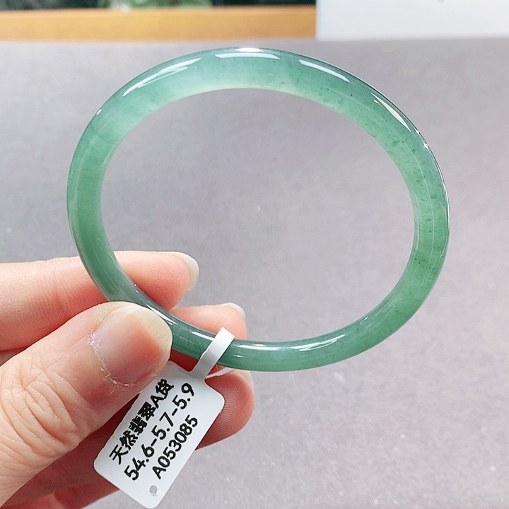 【闪购商品】翡翠手镯（圆镯）未镶嵌