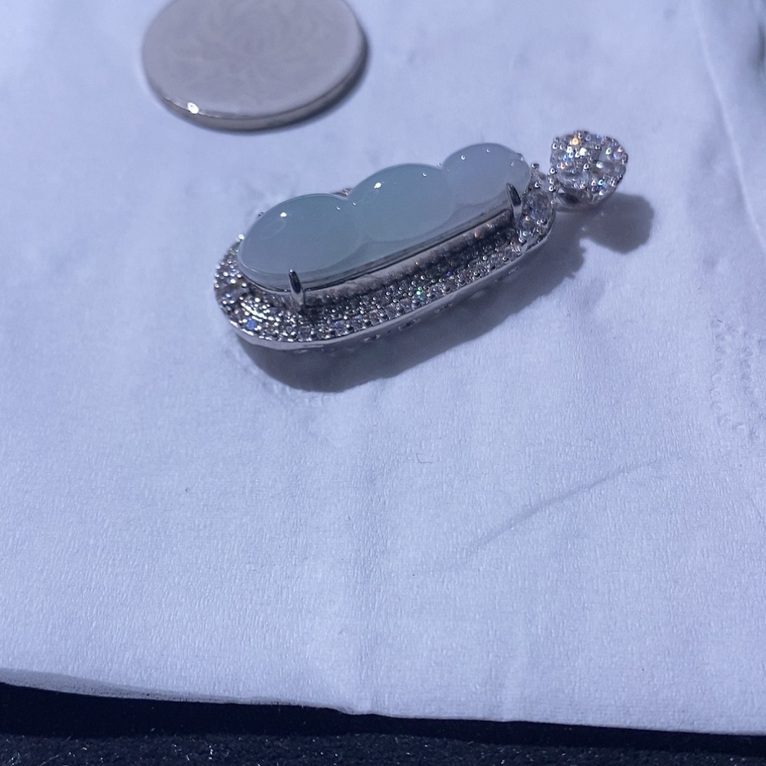 翡翠吊坠(不含链)未镶嵌