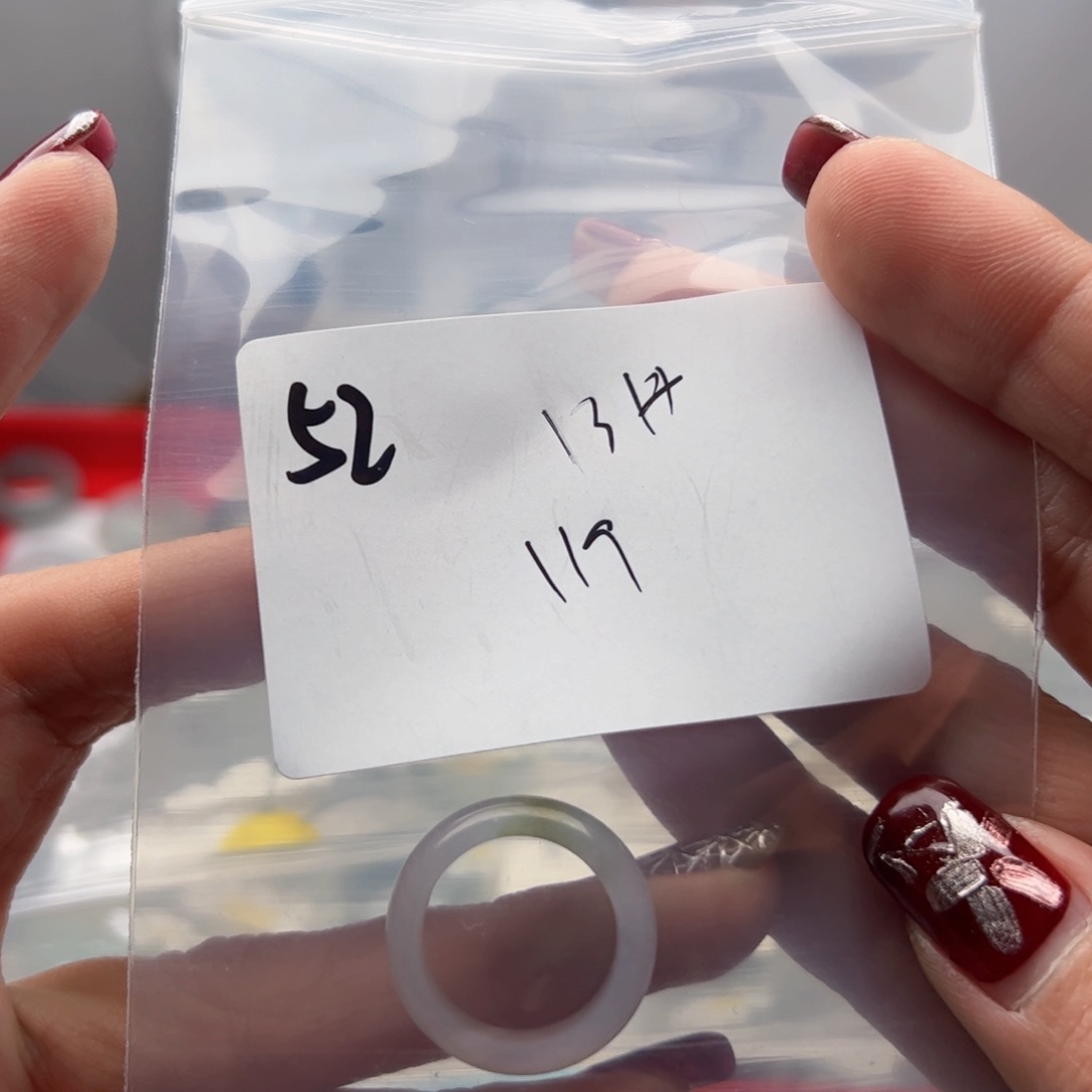 定制翡翠未镶嵌闪