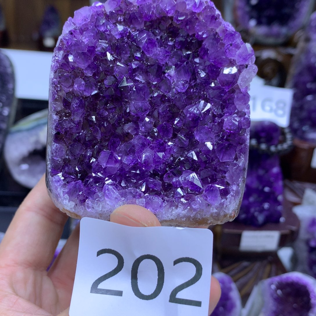 未镶嵌紫晶大型摆件（非配饰）202