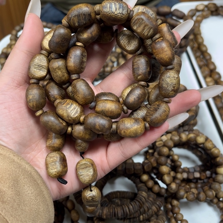 沉香手串随型留疤多圈多样性发1