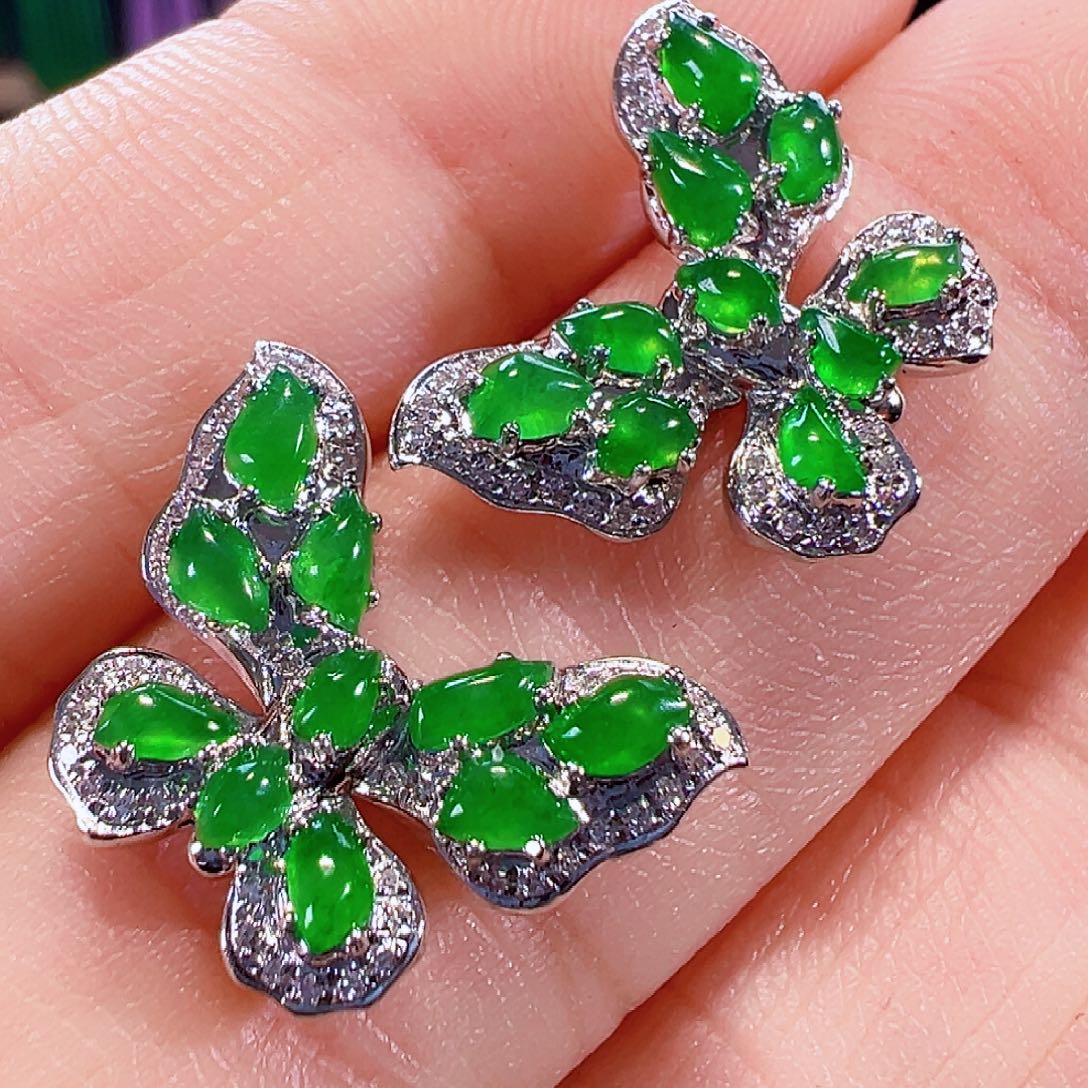 翡翠18K金镶嵌耳饰签收后24小时鉴赏期