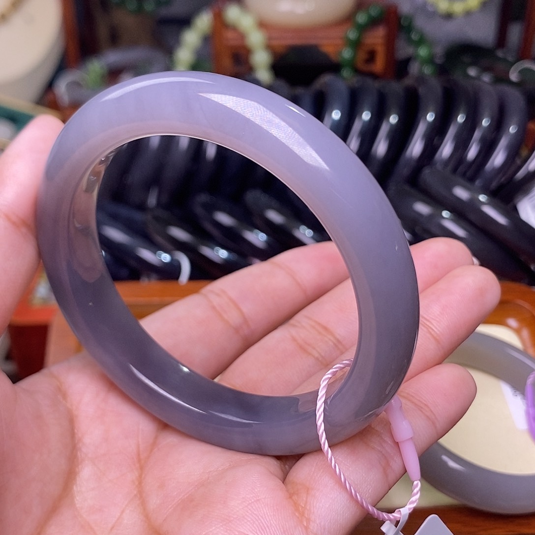 和田玉烟紫冰底老料手镯56.8圈未镶嵌