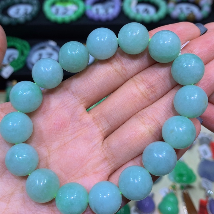 翡翠未镶嵌颈饰翡翠13