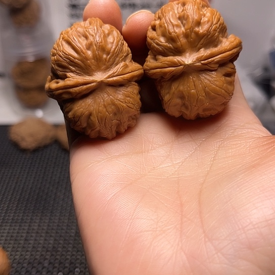 晓***雨元宝矮庄狮子头核桃核桃