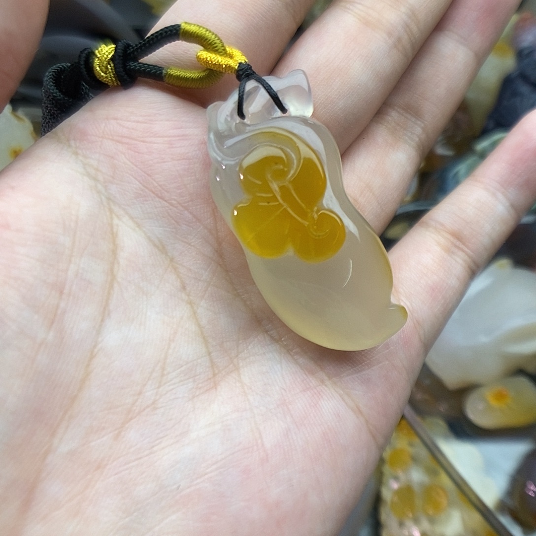 玛瑙/玉髓未镶嵌颈饰