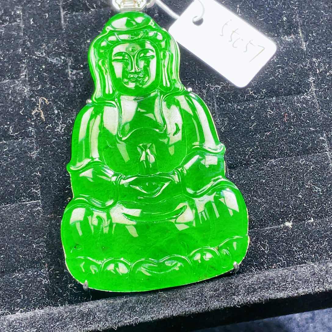 翡翠颈饰未镶嵌20，