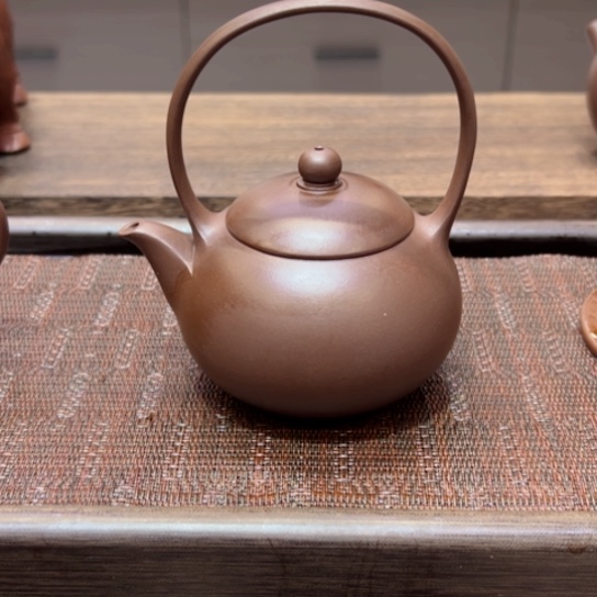 紫砂茶壶本地料半手工微微。