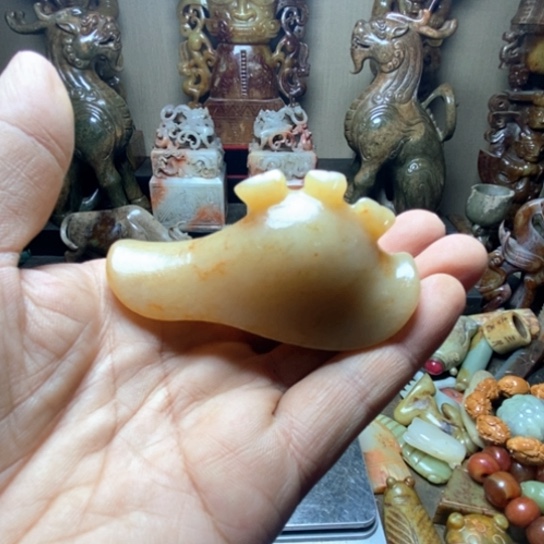 未镶嵌和田玉摆件