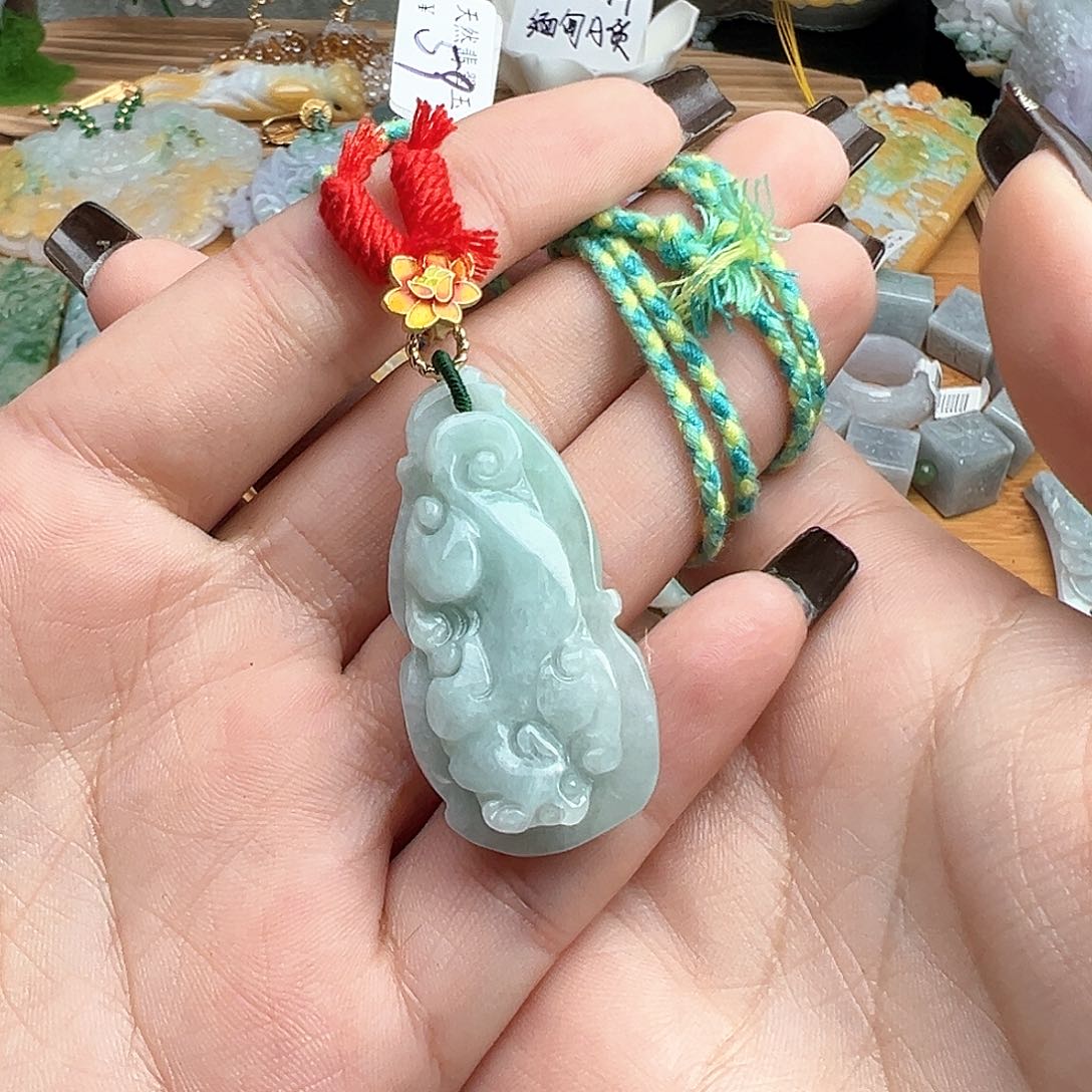 翡翠吊坠(赠链)未镶嵌吊坠11