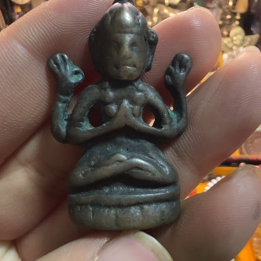 铜啊哈哈真的好喜欢这个风格