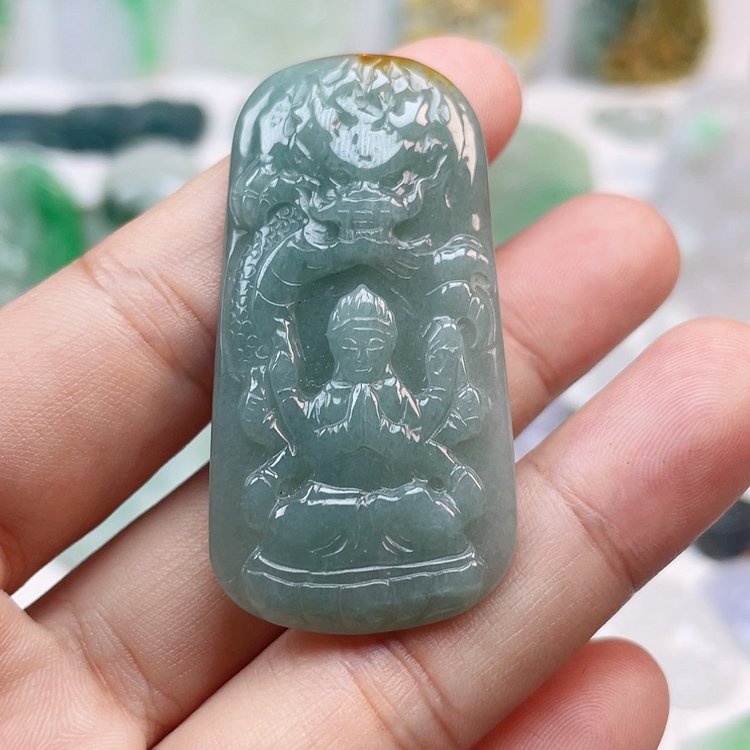 翡翠颈饰未镶嵌千手