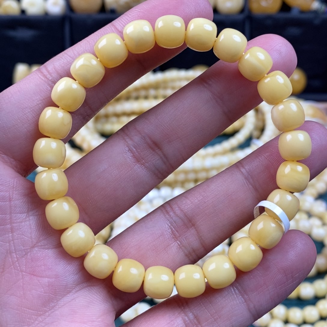 琥珀珠宝奇石未镶嵌8.5m