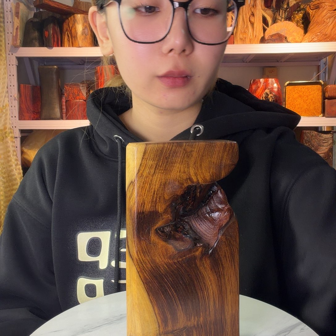 紫檀木类端景台兜*