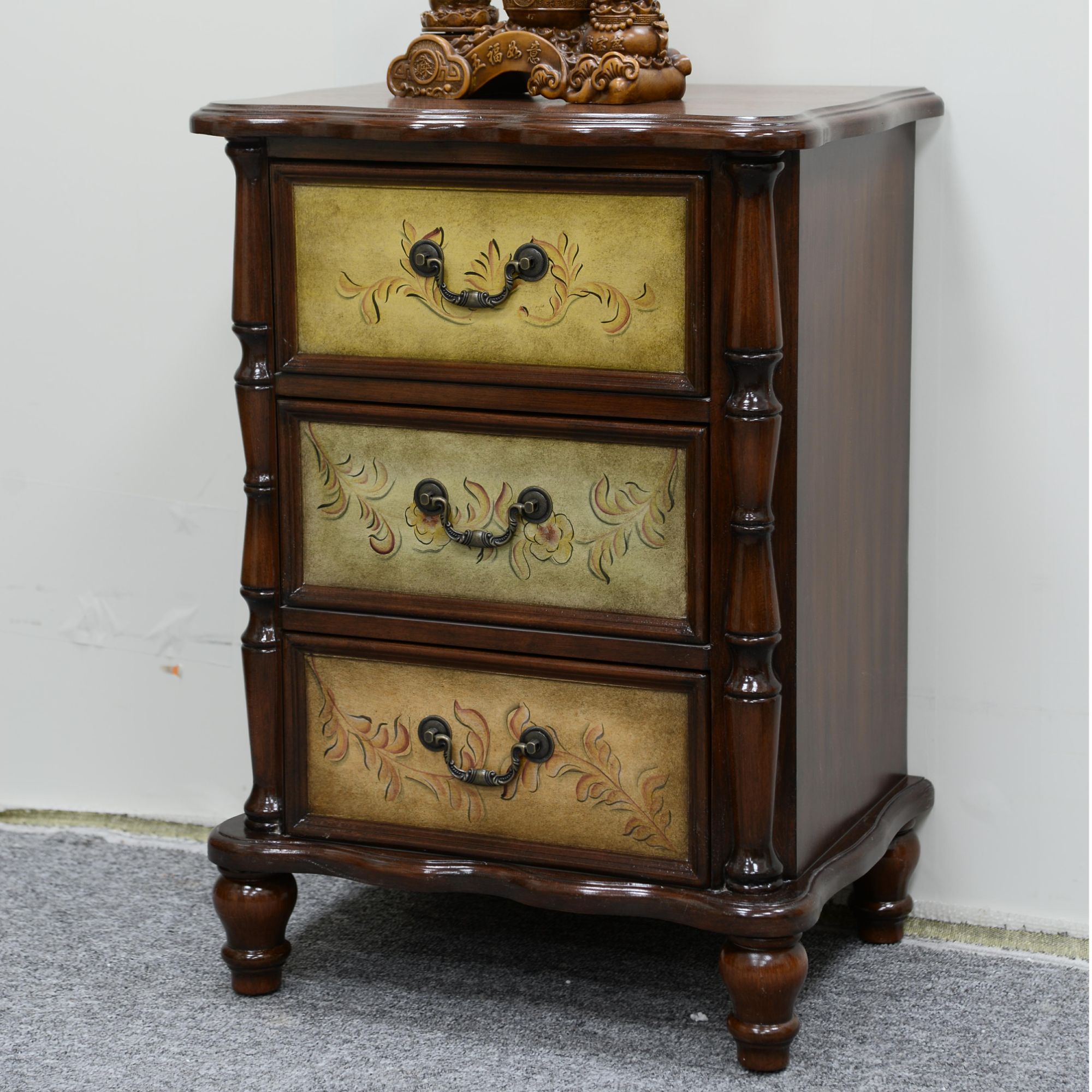 长55宽40高78CM艺术图案美式乡村三斗柜门柜收纳斗柜手绘美式做旧