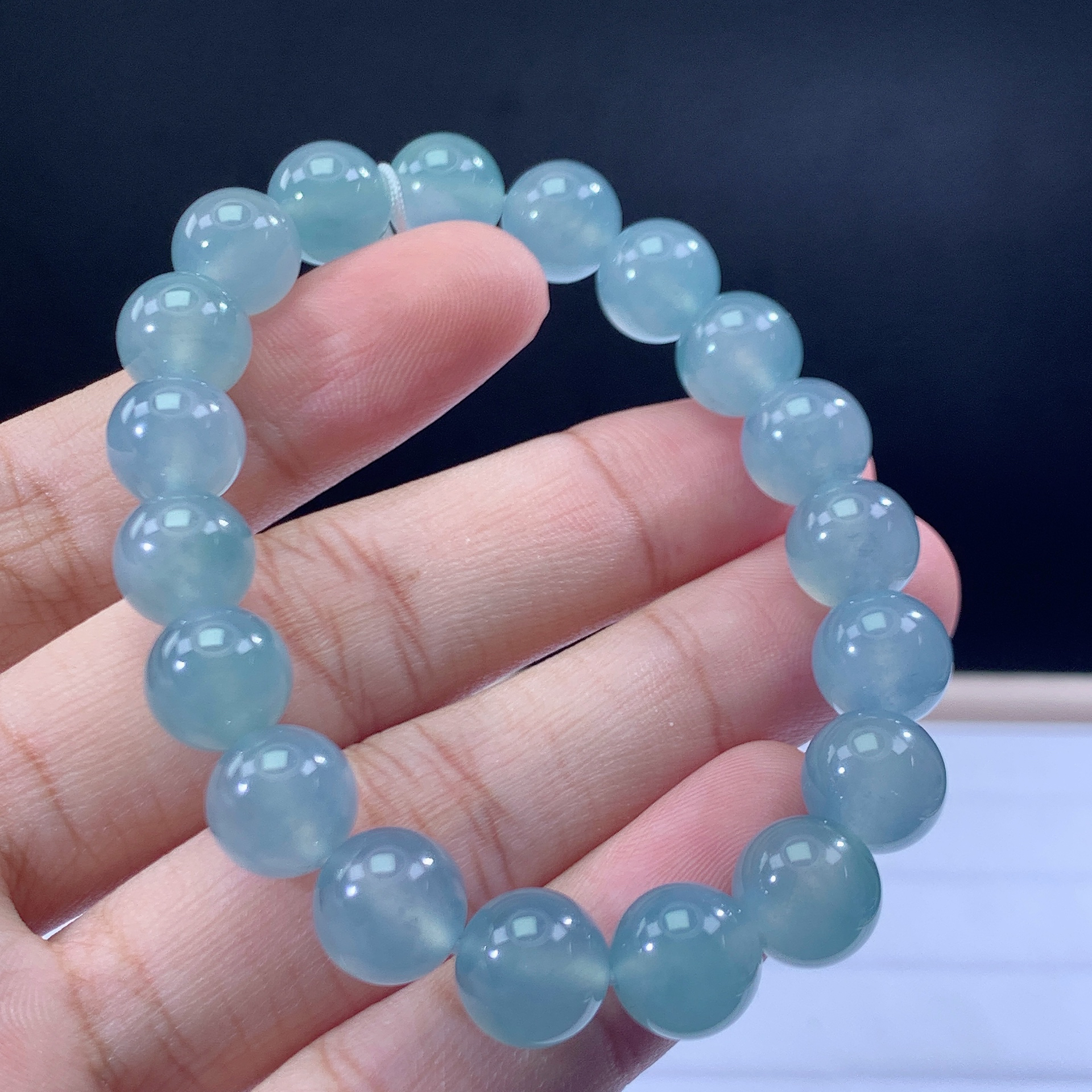嘉运翡翠3.13-3缅甸天然翡翠A货冰种天空蓝手串卡10mm19颗