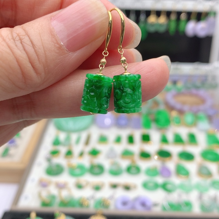 翡翠18K金镶嵌耳饰