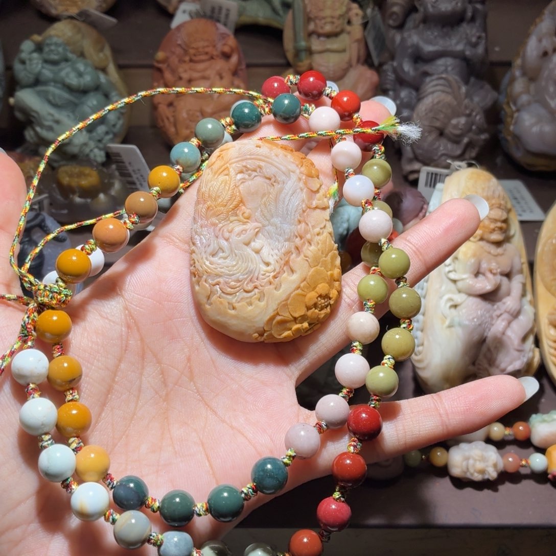 熹***玥石英质玉未镶嵌吊坠