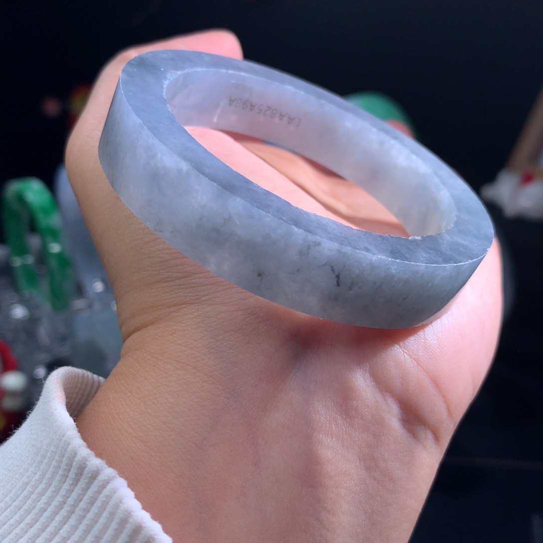 定制翡翠燕子强强强强强强强强推5未镶嵌