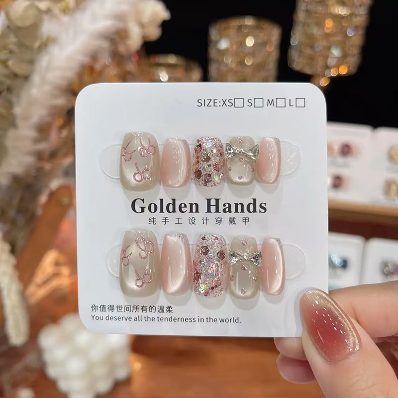 【苏黎世】新款纯手工穿戴甲可拆卸定制专用美甲蝴蝶结猫眼专用美甲