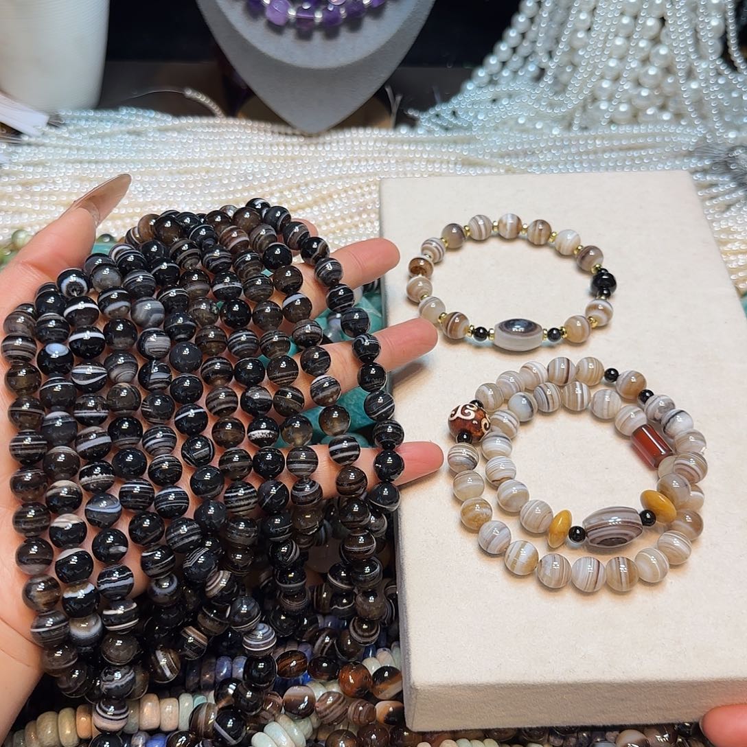 玛瑙/玉髓合金珠宝半成品10mm千层波斯湾玛瑙一条