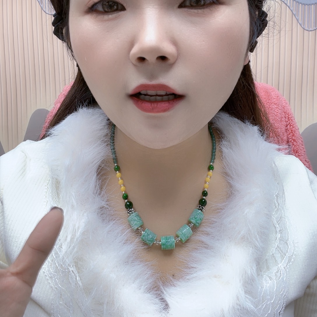 翡翠未镶嵌颈饰项链