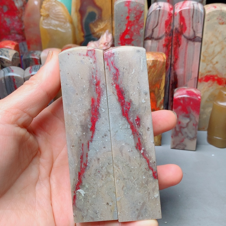 昌化石昌化鸡血石