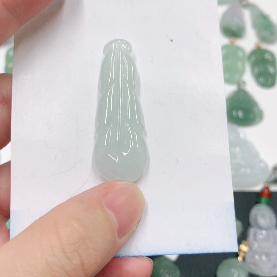 翡翠颈饰未镶嵌21121212