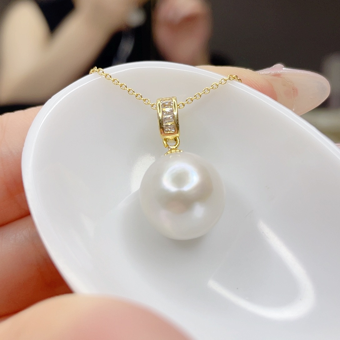 淡水珍珠未镶嵌吊坠(赠链)