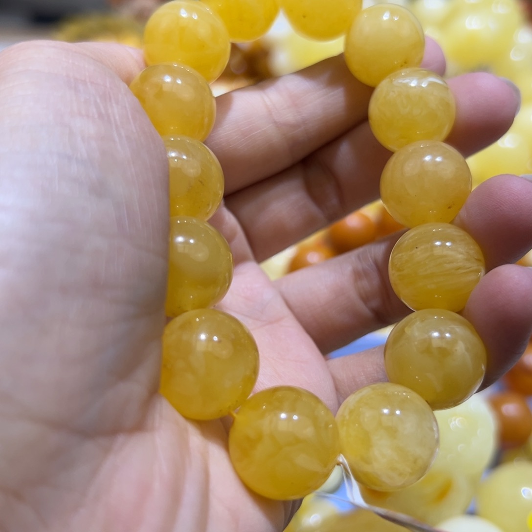 琥珀珠宝奇石未镶嵌