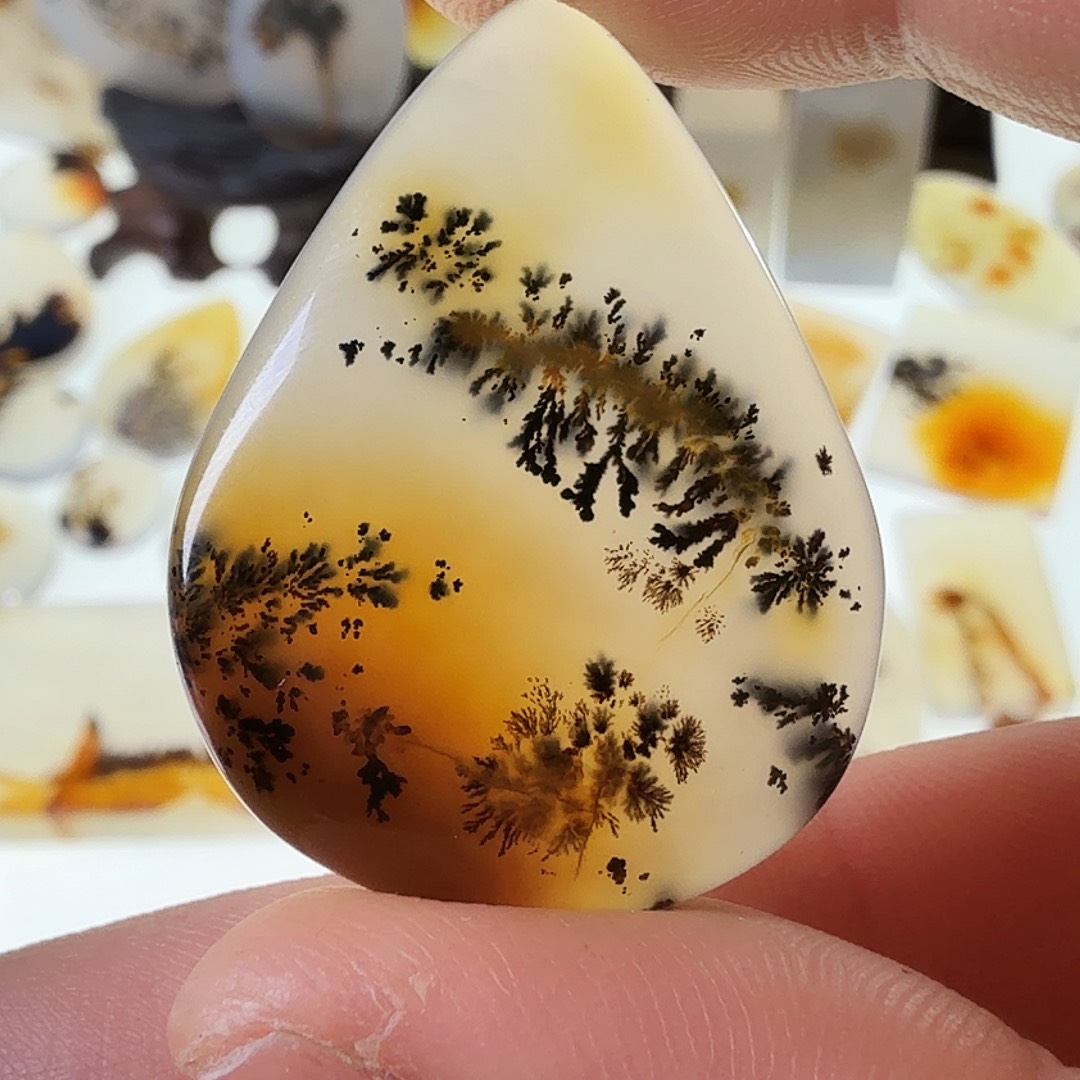 玛瑙/玉髓未镶嵌珠宝半成品