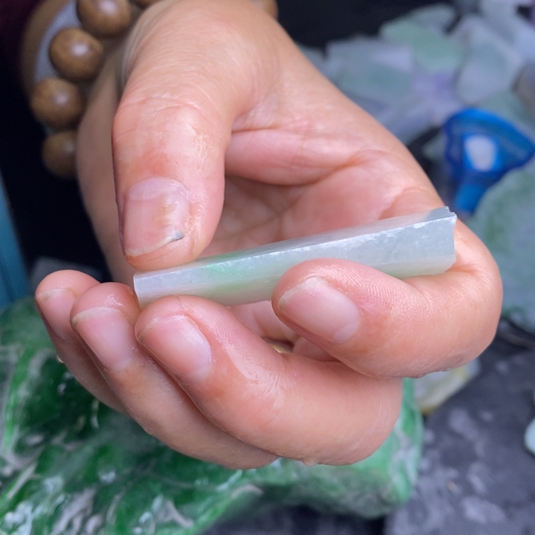 定制翡翠未镶嵌        