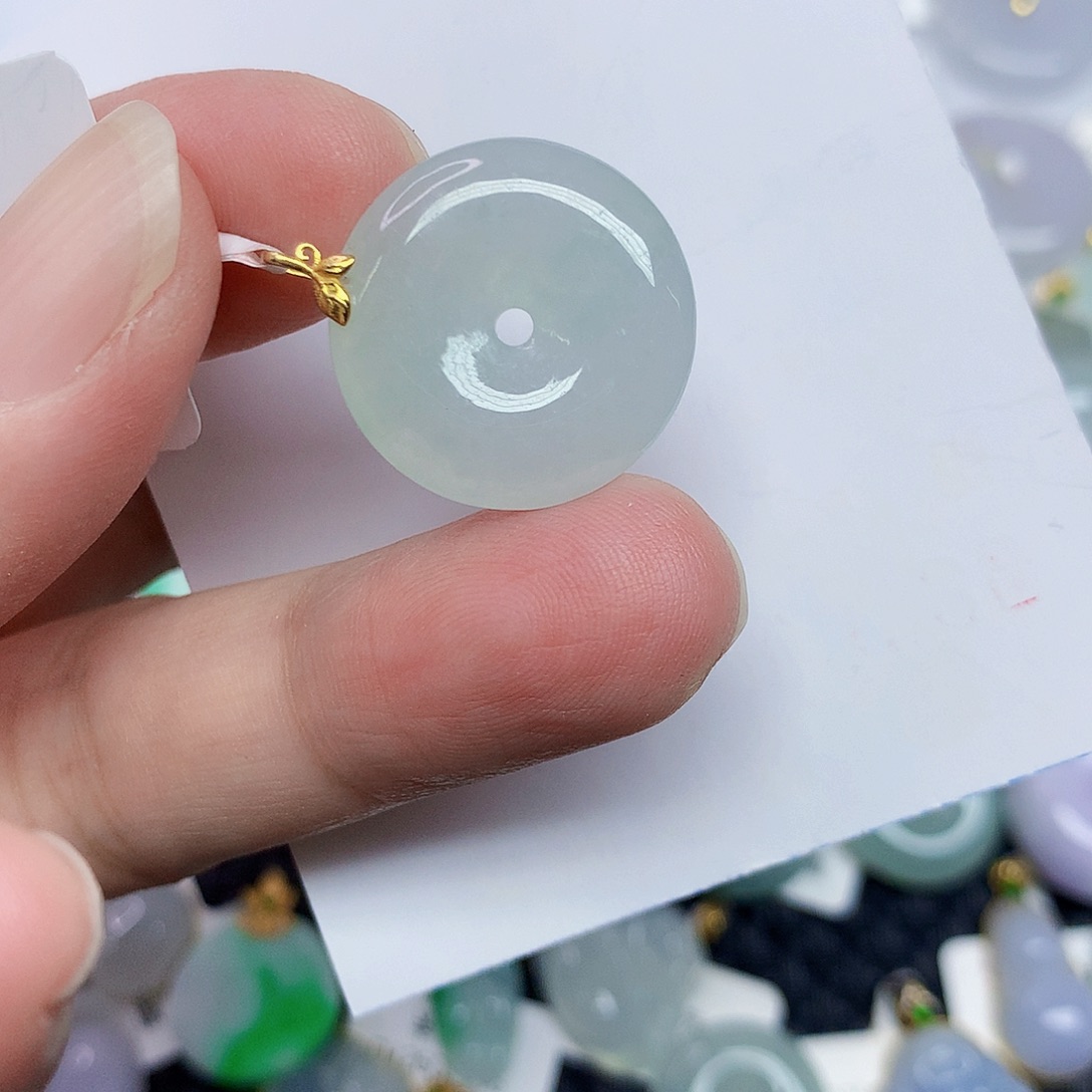 翡翠18K金镶嵌颈饰357788