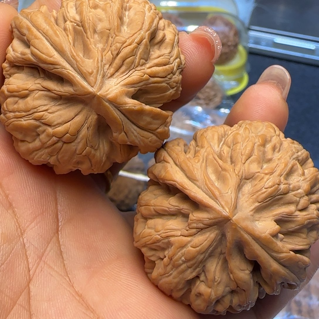 吊坠文玩核桃44全品红锦鲤