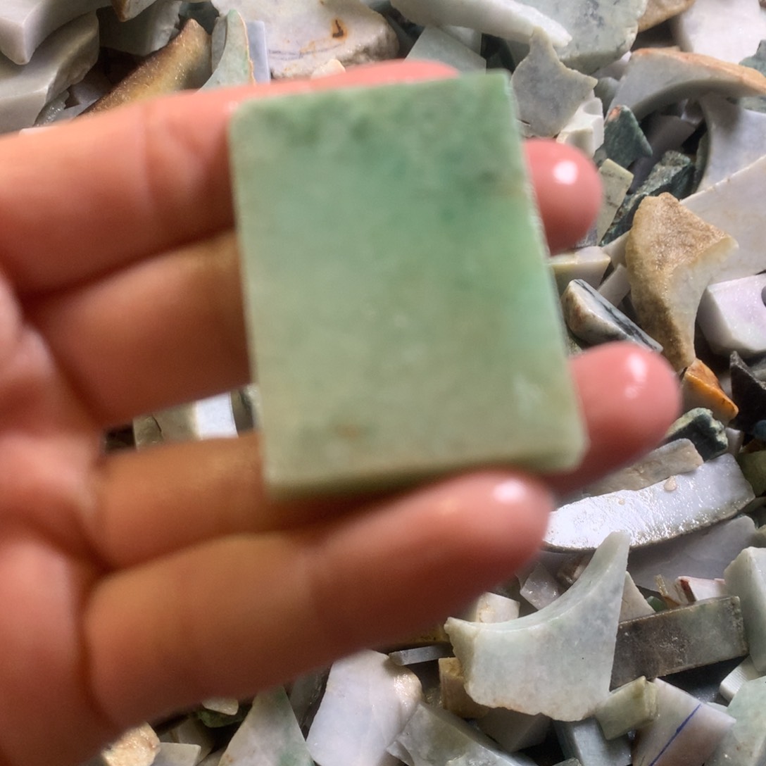 翡翠颈饰未镶嵌缅甸翡翠