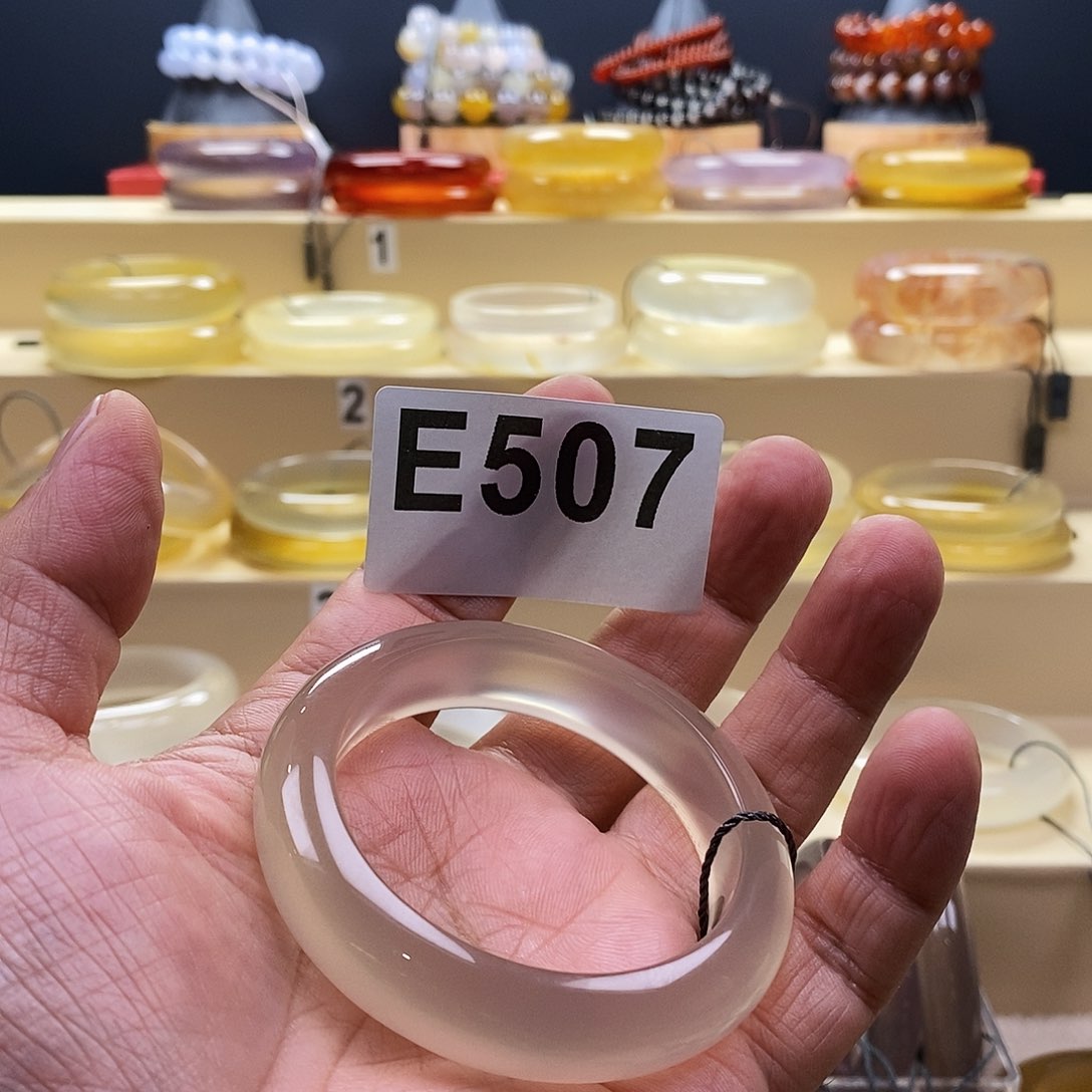 玛瑙/玉髓手镯未镶嵌鱼**袋