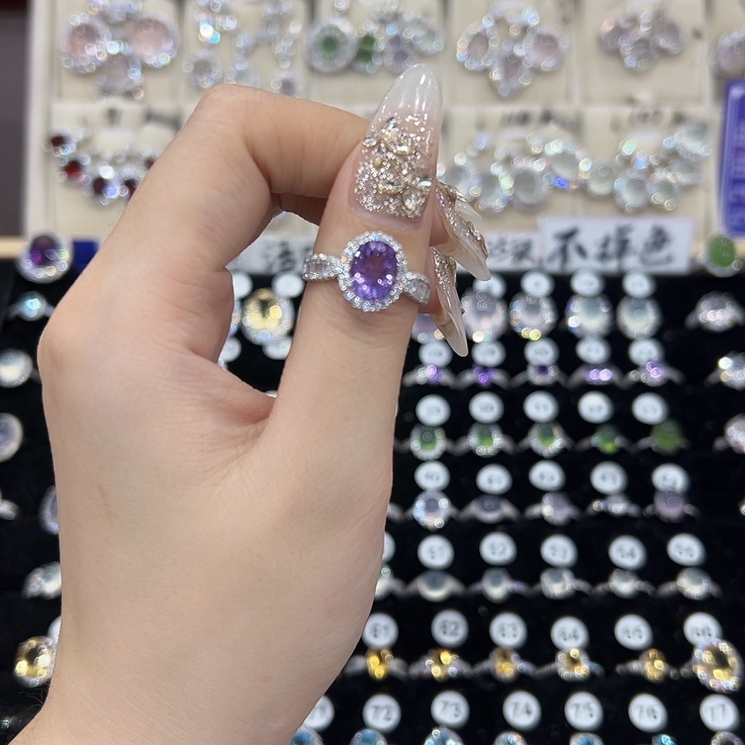 娜***儿银S925镶嵌戒指紫晶