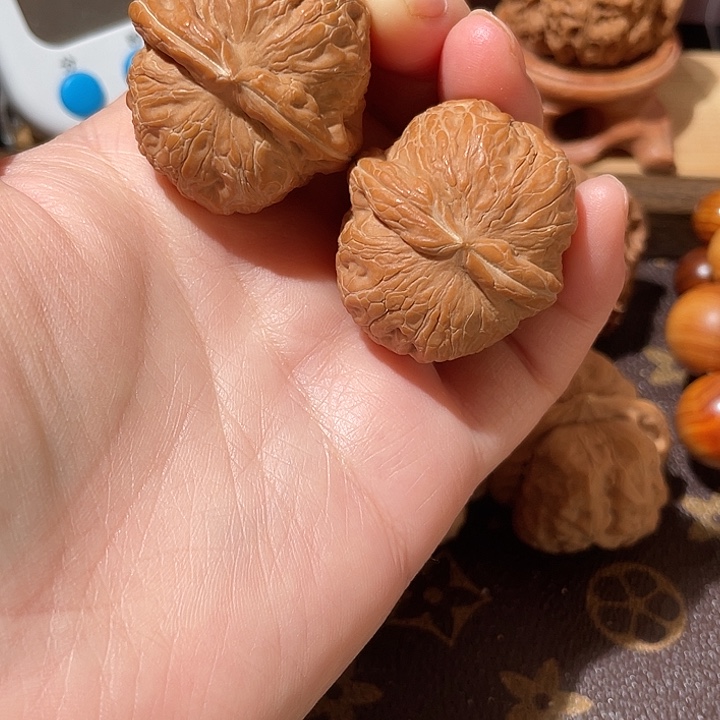 大叶紫檀（黑酸枝木类）元宝