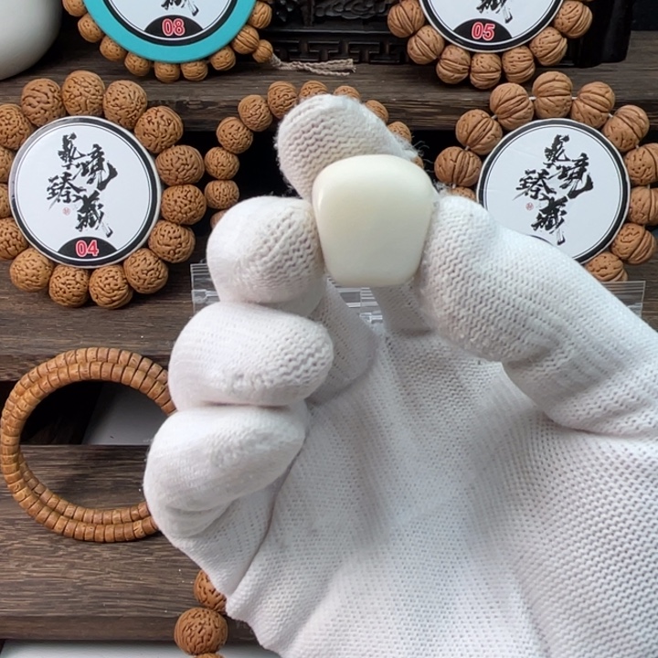 公***年桃木马蹄配饰 22 尺
