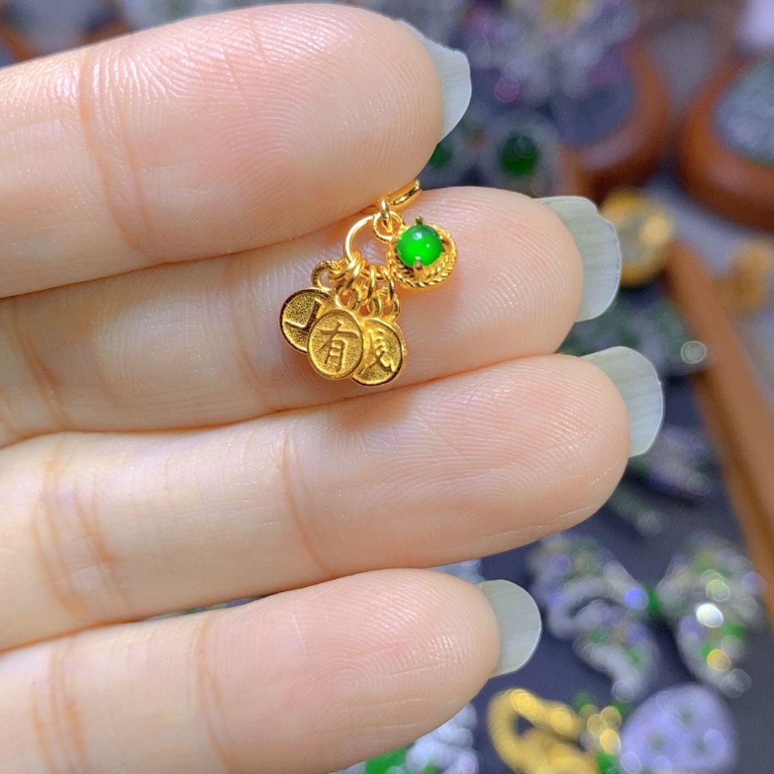 翡翠颈饰银S925镶嵌天然翡翠