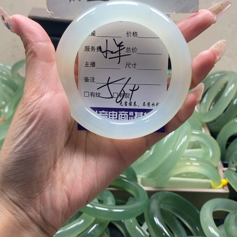 【闪购商品】蛇纹石玉手镯未镶嵌