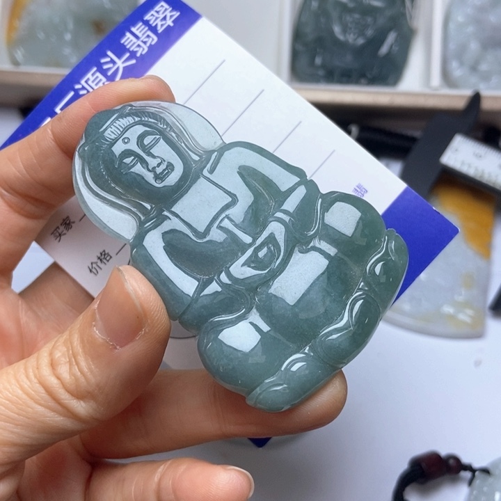 翡翠未镶嵌挂件翡翠