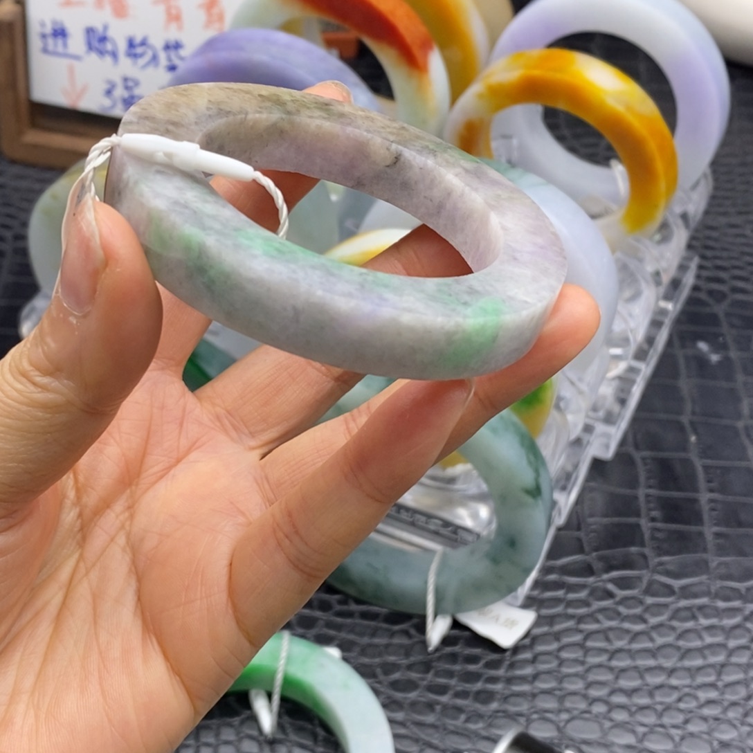 .***…定制翡翠未镶嵌翡翠手镯