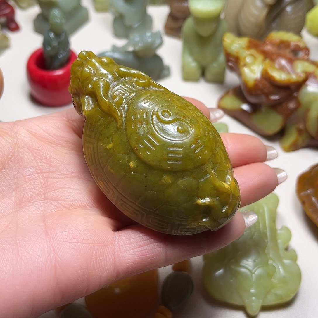 白玉菩提吊坠白玉菩提吊坠