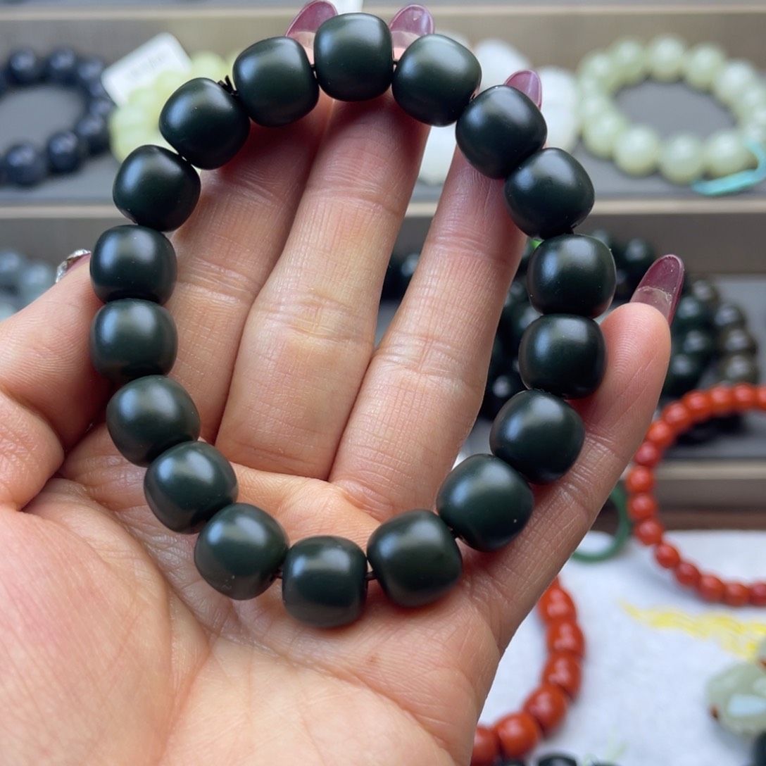 和田玉手链未镶嵌