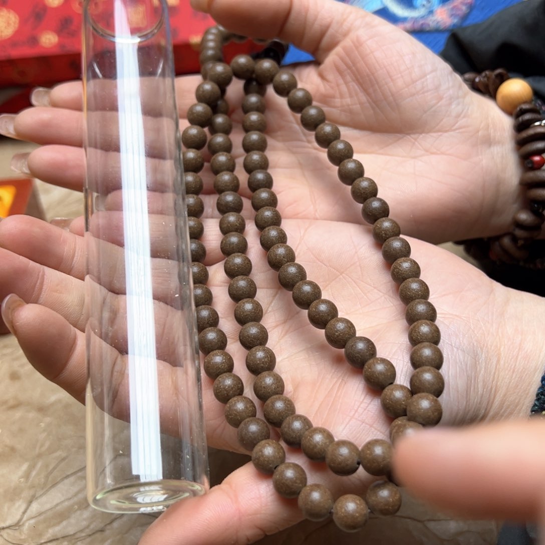 大叶紫檀（黑酸枝木类）