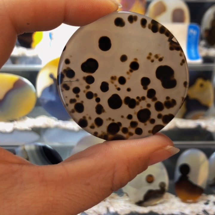 合金玛瑙/玉髓珠宝奇石180